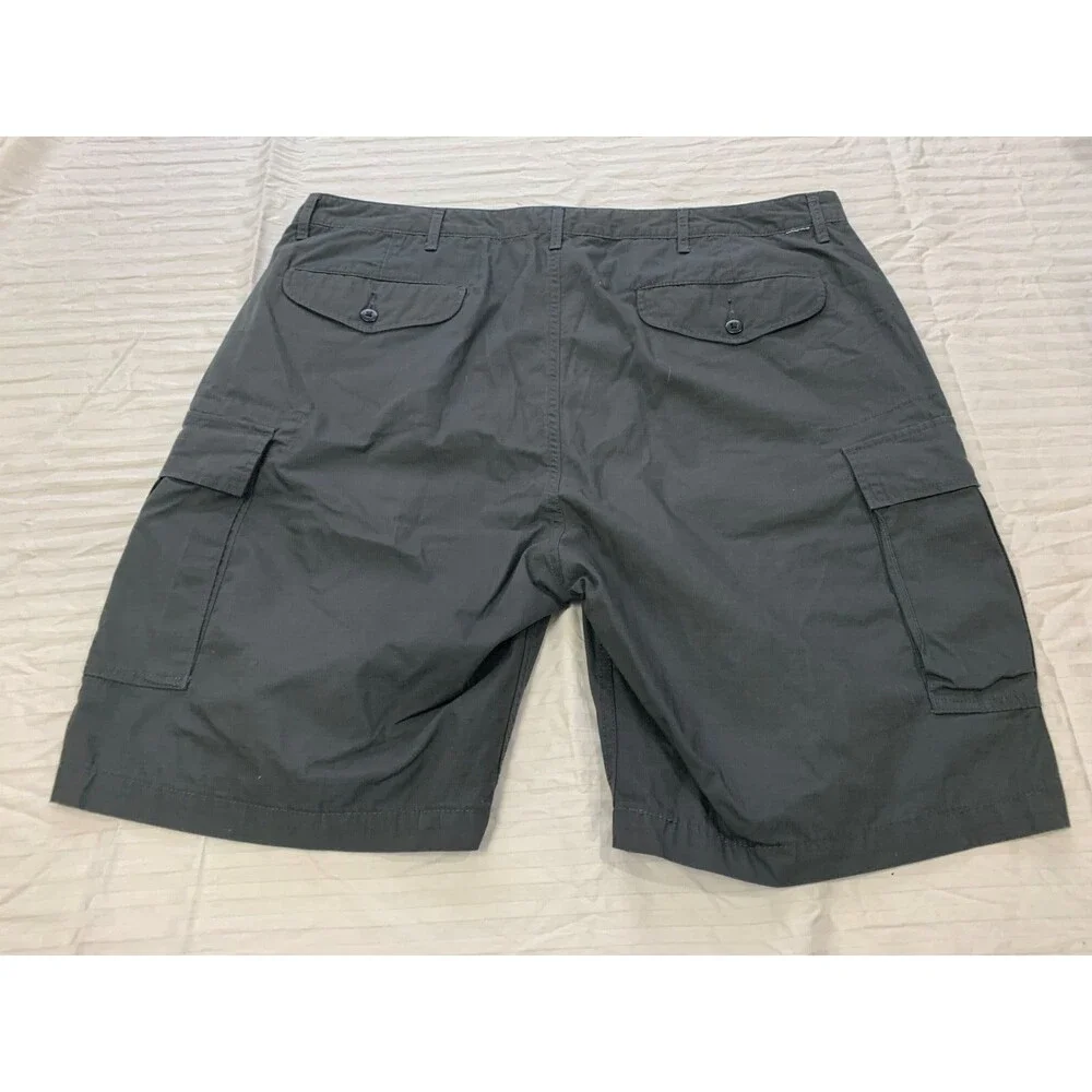 LEVIS STRAUSS MENS CARGO SHORTS SIZE 40
